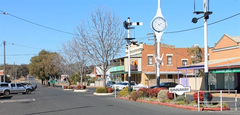 Binnaway main street including shop buildings and town clock